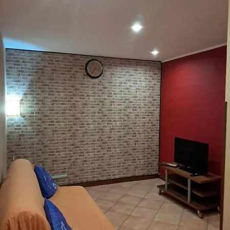 Soggiorna In Un Bosco Urbano! Apartamento Frosinone